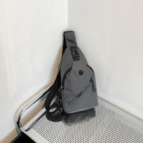 Unisex krūtinės krepšys Paprastas laikymo krepšys Lengvas kelioninis maža kuprinė Crossbody Bag Mada Kasdieniai vienetiniai krepšiai pilka spalva