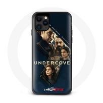 Coque Iphone 11 Undercover cabane camping gens voyage gitans caravane agents couple drame Belgique a