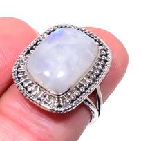 Natural Rainbow Moon Stone Gemstone 925 Sterling Silver Jewelry Ring Size 6 y3f90 white