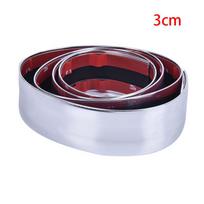1 vnt. bendrų durų buferis, dekoruotas sidabro spalvos chromo apdailos juostelės forma 3CM