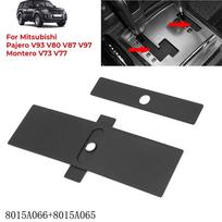 Pavarų perjungimo svirties panelės dangtelis Mitsubishi, Montero, Pajero V93 8015A066 black