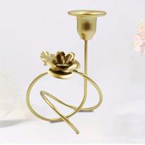 1pc Curved Geometric Iron Flower Candlestick Decoration, Suitable for All Kinds of Parties, Dinners, Weddings Pack of 1 beige
