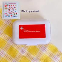 Miela tablečių dėžutė su lipdukų konteineriu, plastikinė vaistų tablečių dėžutė, biuras, namai, kelionės, laikymas, laikymo organizatorius smulkiems daiktams