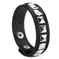 Y2K Wrist Fashion Square Bead Rivet Wrist Strap Personalized Retro Pyramid Punk PU Bracelet Belt Strap Suitable for Men Women 23cm