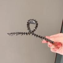 Classic Shiny Diamond Cross Black Shark Hair Clip – Trendy Geometric Hair Accessory