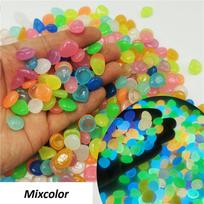 50PCS Glow In The Dark Garden Pebbles for Sidewalk Garden Terrace Lawn Garden Patio Fish Tank Aquarium Decoration Glow Stone 50PCS įvairiaspalvis