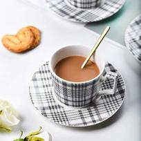 Creative Latticed margintas kavos puodelių ir lėkščių rinkinys dviejų dalių rinkinys Puodelis puodelis Kavos puodelis Keraminis vandens puodelis Puodelis Pieno puodelis gray