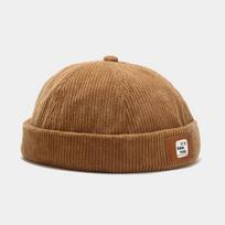 Ankstyvojo rudens etiketės raidė Velvelinė meliono odos skrybėlė vyrams Gatvės retro hiphopo šeimininko skrybėlė moterims M（56-58cm） chaki