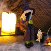 Fishing Witch Sculpture Halloween Decoration Mini Garden Statue Aquarium Decor for Yard Desk Side