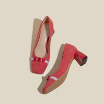 fashion Red Wedding Shoes 2024 New Square Heel Suede Pumps Female Square Toe Shallow Mouth Elegant Flower Women's Loafer 34 raudona