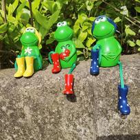 3 Pack Garden Frogs Figurines Cute Sitting Frogs Statue Sculptures Outdoor Resin Frogs Garden Decoration Yard Patio  Tabletop Bookshelf Decoration One Size