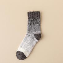 Men's Japanese Gradient Coral Fleece Sleep Socks - Non-Shedding, Warm Mid-Tube Design One Size tamsiai pilka spalva
