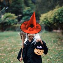 Elegant Witch Hat for Halloween and Costume Parties raudona