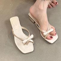 Moteriški batai Nauji kvadratinio piršto moteriški šlepetės Vasariniai su banteliu Vienspalviai Lauko kasdieniai Stambūs kulnai Šlepetės Zapatillas Mujer 35 abrikosas