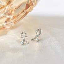 Crossed Pearl Earrings for Women with Exquisite Temperament Diamond-inlaid Luxury High-end Design