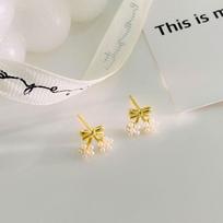 Bow-breasted Pearl Flower Earrings Exquisite Light Luxury High-end Sweet Girl-like Earrings