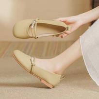Round head French pearl Mary Jane shoes women's soft sole Xiaoxiangfeng 2025 new evening breeze gentle soft leather shallow mouth single shoes 35 smėlis