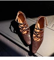 Hong Kong pointed retro medium heel Mary Jane shoes women's 2024 spring and summer cross strap wedge heel fashion single shoes women 34 ruda