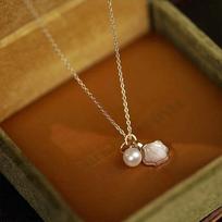 Imitation Pearls Pendant Necklace for Women Temperament Clavicle Chain Fashion Personality Choker Wedding Party Jewelry Gifts Accessories AVE
