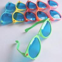 Giant Oversized Huge Novelty Funny Sun Glasses Party Supplies
