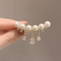 High-end pearl tassel water drop brooch women's high-end exquisite suit corsage accessories fixed clothes pin