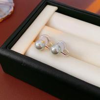 Simple round pearl earclip light luxury high-end earrings women's new fashion niche temperament earrings