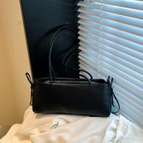 2025 new cute girl Sen Meng fresh pearl bow fashion pillow texture shoulder armpit bag