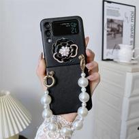 Cute Pearl Bracelet Strap Phone Case For Samsung Galaxy Z Flip 3 Hard Cover Hand Chain 3d Camellia Flower For Zflip3 Flip3 Shell For Z Flip 3