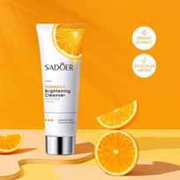 Vitaminas C Brightening Facial Cleanser Veido valymas ir drėkinimas 100g