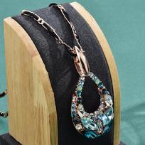 Water Drop Crystal Sweater Chain Long Necklace Versatile Sweater Chain Baroque Necklace Accessories K5 beige