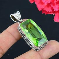 Peridoto brangakmenio pakabukas iš vientiso 925 prabos sidabro, papuošalas, dovana unisex green