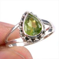 Natural Peridot Gemstone Handmade 925 Solid Silver Jewelry Ring Size 6.5 O9m45 beige