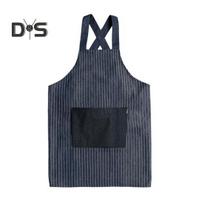 Stripe Stain-resistant Kitchen Apron with Pocket And Removable Hand Towel for Women Men Cross-back Restaurant Cooking Pinafore Breathable tamsiai mėlyna spalva