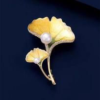 Chinese Style Enamel Ginkgo Biloba Brooch High-End Women'S Exquisite Pearl Corsage Temperament Pin Niche Design Accessories beige
