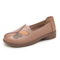 2024 Butterfly hollow moccasins mother ladies designer ballet flats cheap woman loafers retro  women's slip on elegant shoes CN 35