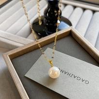 14K Gold Electroplated White Pearl Necklace for Women - Korean Classic High-Grade Clavicle Chain Sweater Necklace RF244 balta