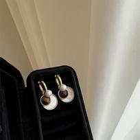 A Multi-Wear Fritillary Pearl Tiger'S Eye Stone Ear Buckle Women'S Design Sense Retro Elegance Temperament Versatile Earrings Earrings