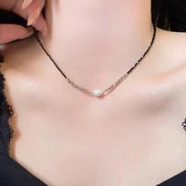 Black Crystal Pearl Choker Necklace - Luxurious Clavicle Jewelry for Women