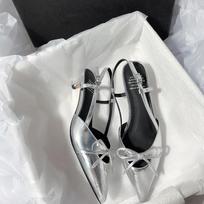 Designer Summer Butterfly-knot Women Sandals Fashion Pointed Toe Shoes Ladies Elegant Low Heel Shoes 35 sidabras