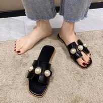 Luxurious Fashion Large Size Pearl Hollow Flat Slippers 36 juoda