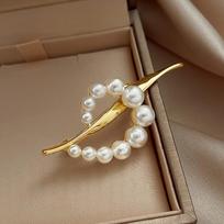 2024 new French pearl brooch women's high-end temperament corsage tide high-end exquisite suit pin accessories