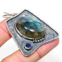 Labradorite, Blue Topaz 925 Sterling Silver Jewelry Pendant 2.17  Q1g42
