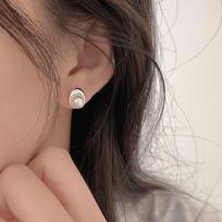 New Pearl Geometric Special-shaped Stud Earrings Women's Versatile Niche Design Earrings Ins Style Earrings