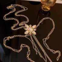 Exaggerated pearl body chain fashionable personality heavy industry long fringed chest chain temperament high-end accessories