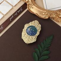 Vintage Baroque Classic Pearl Luxury Brooches For Woman Men Fashion Enamel Round Badges Palace Retro Cloting Coat Accessories