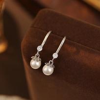 Banyan Tree S925 Silver Light Luxury Pearl Ear Hooks - Elegant Women's Earrings 925 Silver