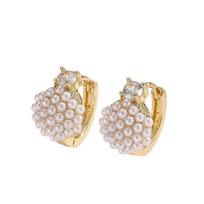 European and American fashionable and atmospheric round pearl earrings with a high-end feel auksas
