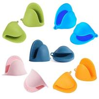 Heat-Resistant Non-Slip Silicone Oven Gloves for Baking and Cooking [Thickened, 200° Resistant]