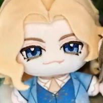 10cm Stuffed The Vampire Lestat de Lioncourt Plushie Anime Louis Plush Doll Toys Keychain Pendant Holiday Xmas Gifts white
