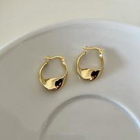 Vintage Metal Irregular Twisted Hoop Earrings For Women Girl Simple Gold Color Smooth Geometric Ear Buckle Jewelry Party Gifts